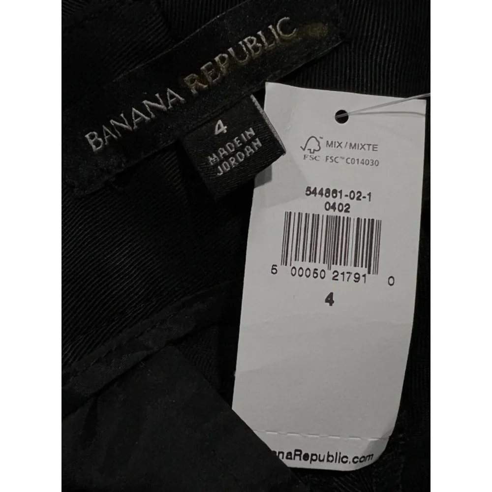 NWT BANANA REPUBLIC 8" Dressy Chino Shorts Sz 4 Black 100% Lyocell #544861 - Picture 3 of 4